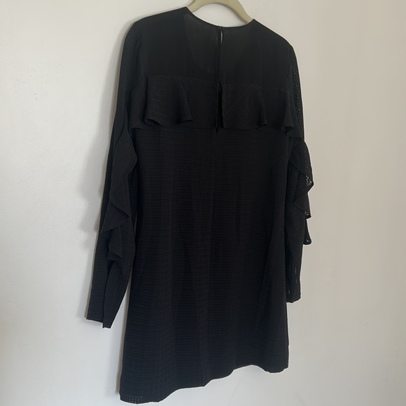 🎈3/$25🎈BCBGeneration EUC Black Long Sleeve Dress XS - Picture 4 of 7